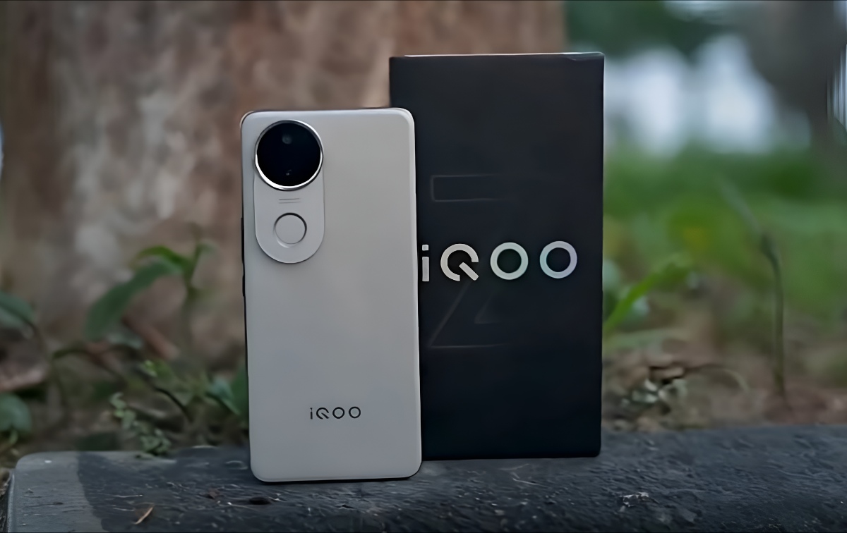 iQOO Z10R ₹19,499 Shocker: 5000mAh Battery, 44W Fast Charging & 256GB Storage in a Premium Budget Package!